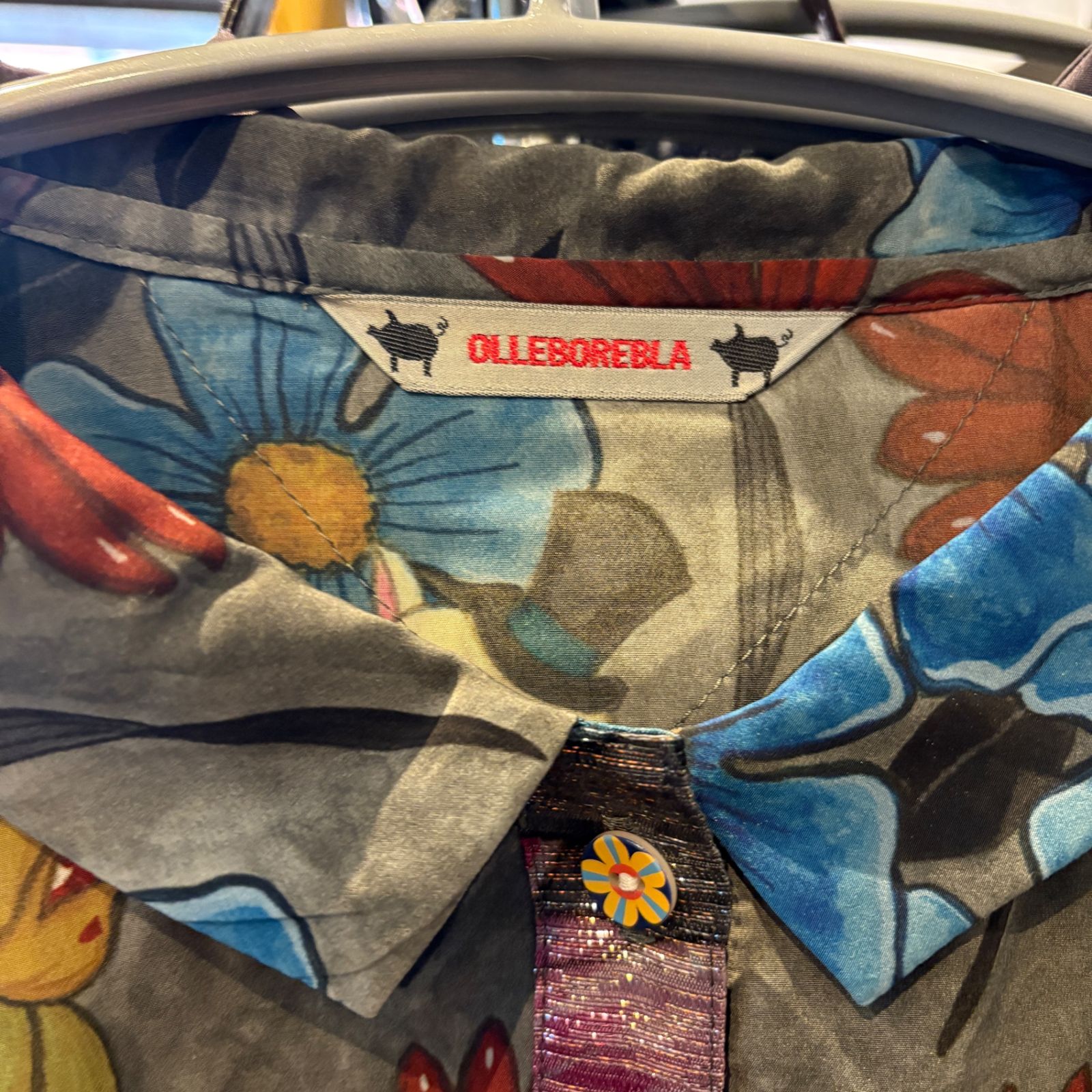 東あずま店 併売品】 アルベロベロ OLLEBOREBLA 総柄 ブラウス シャツ