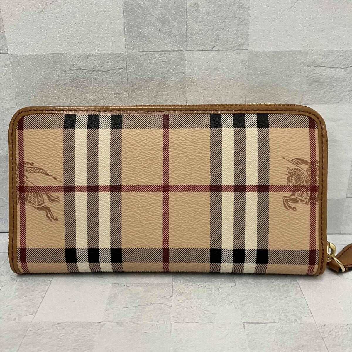 BURBERRY バーバリー 長財布 ラウンドファスナー ノバチェック PVC