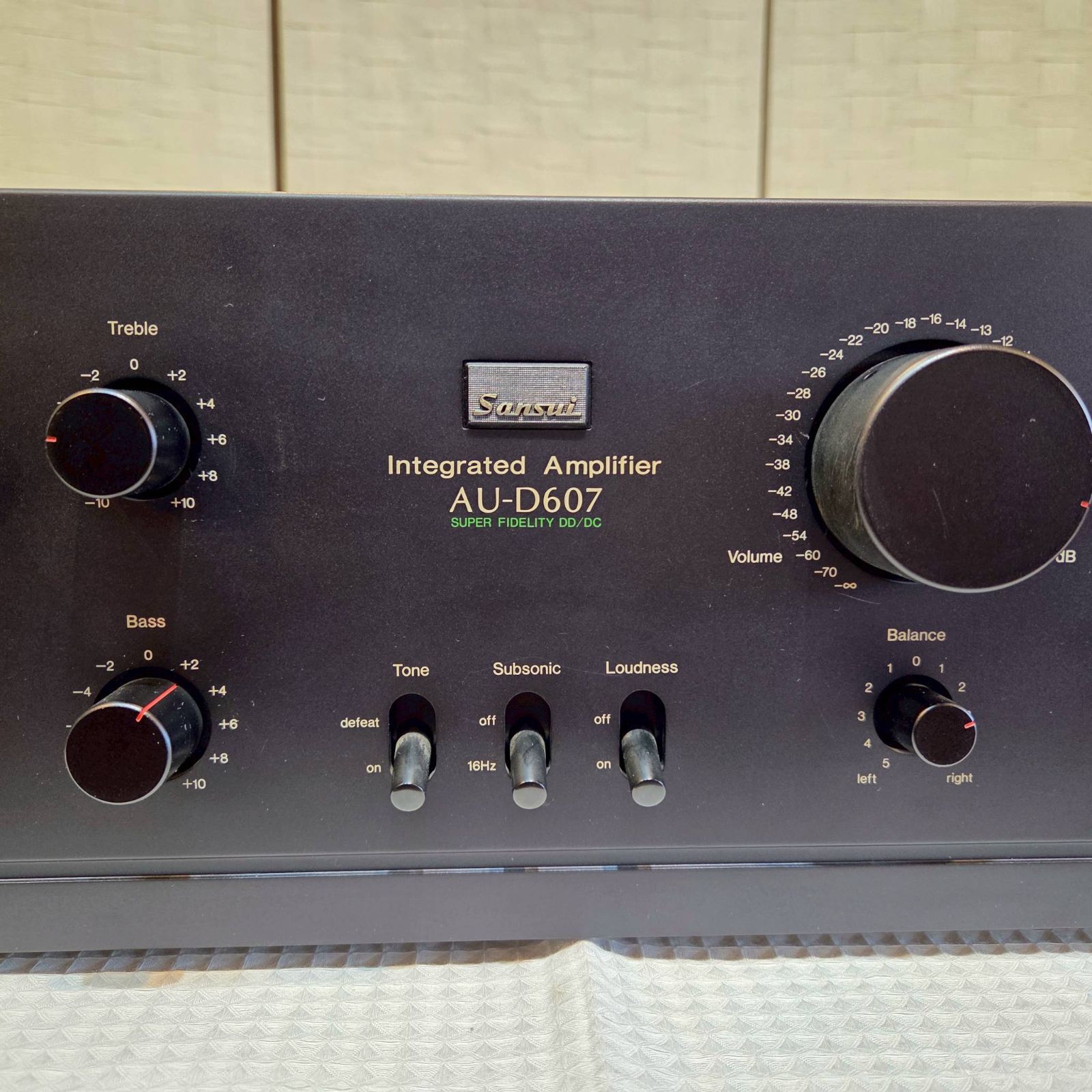 Sansui サンスイ プリメインアンプ AU-D607 オーディオ機器 ジャンク品