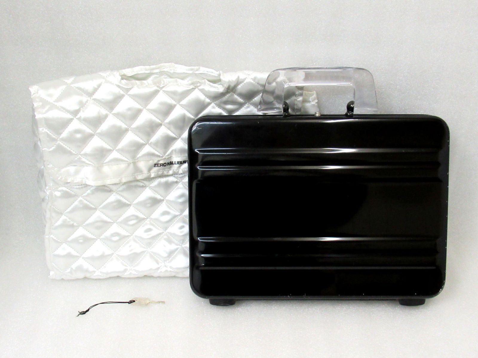 ゼロハリバートン ミニ アタッシュケース ブラック クリアハンドル 鍵