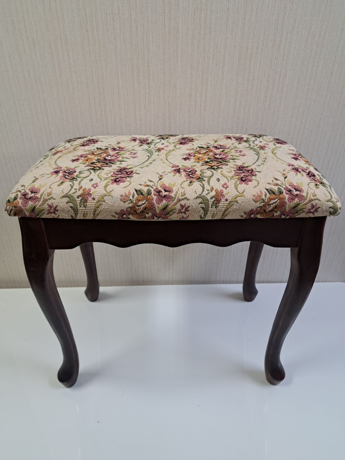 イタリア製風 スツール 花柄 猫脚 木製 オットマン アンティーク