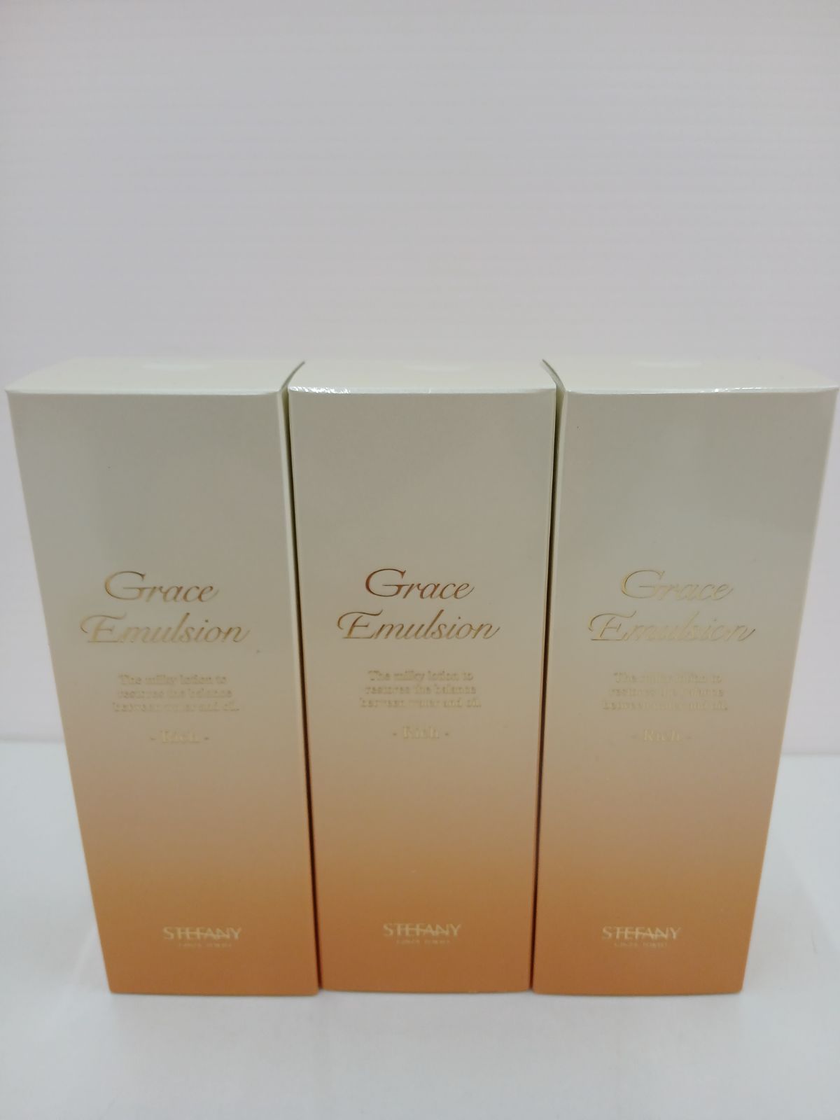 銀座ステファニー グレース エマルジョンリッチ Ⅲ 未使用 未開封品 3