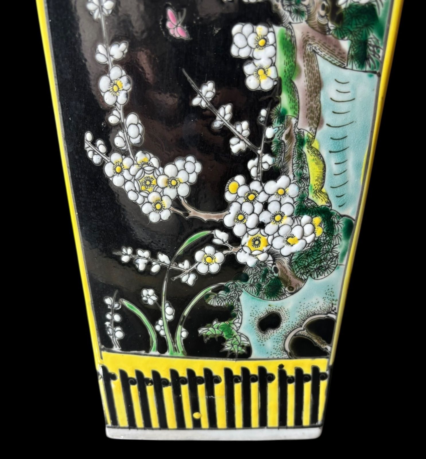 大清康熙年製 粉彩 四方花瓶 時代物 壺 中国 フラワーベース 花瓶 花器