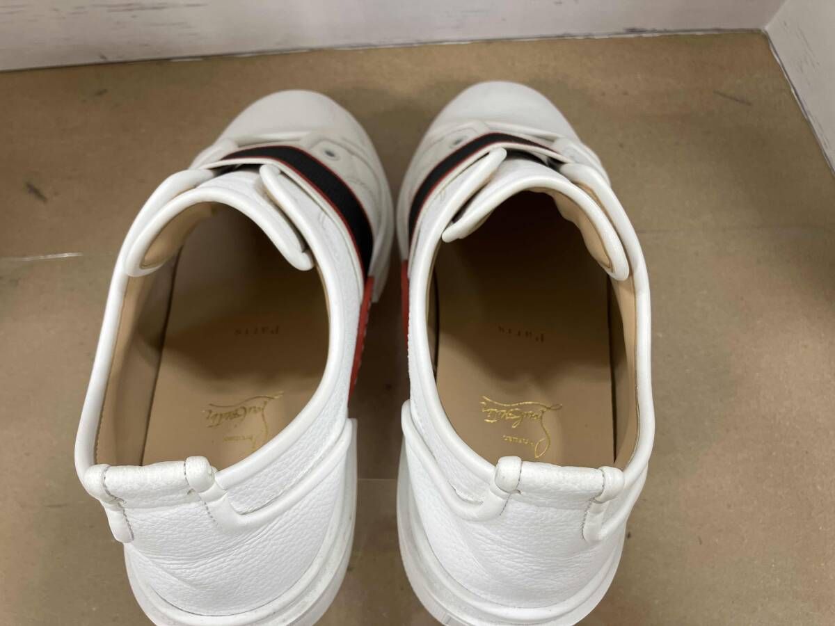 Christian Louboutin ルブタン レザー ADOLESCENZA FLAT デザイン 