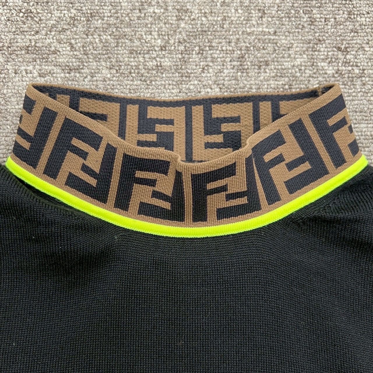 FENDI フェンディ ズッカ ハイネック ウール ニット 44 ブラック 