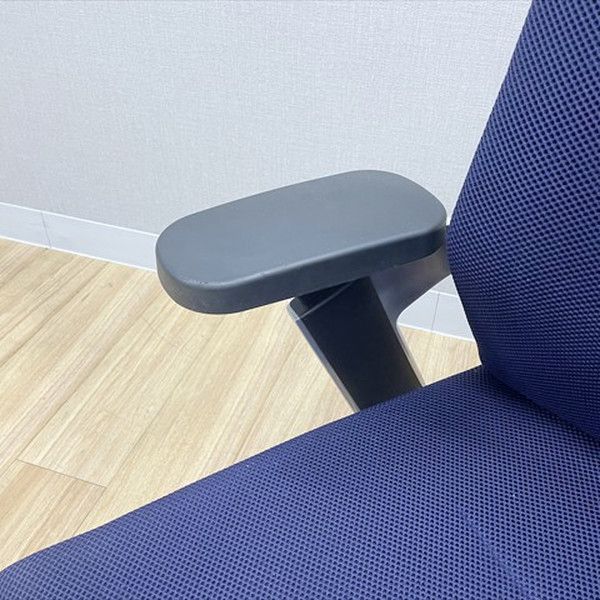  wiesner hager ONチェア ハイバック アームチェア 175 7 肘付 オフィスチェア ウィスナーハーガー ブルー スタッキングチェア オフィスチェア ワークチェア 椅子 チェア