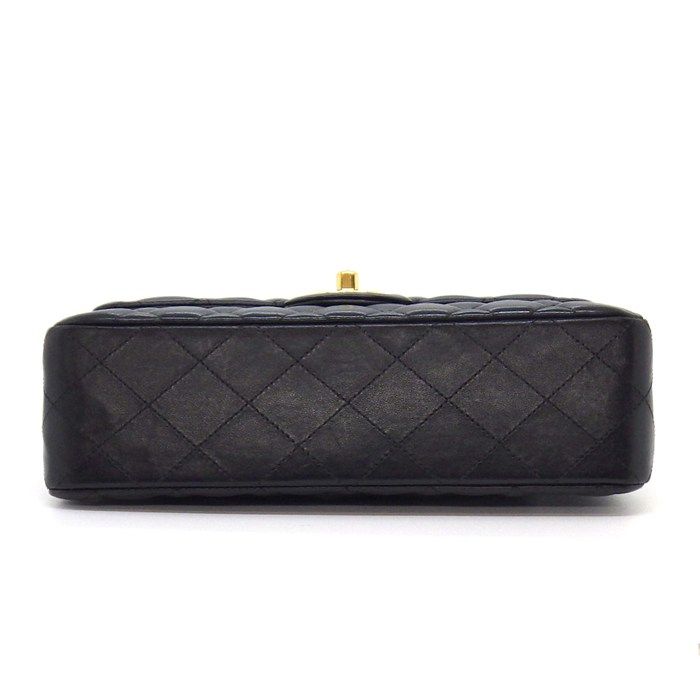 シャネル CHANEL ショルダーバッグ マトラッセ23 クラシック スモール