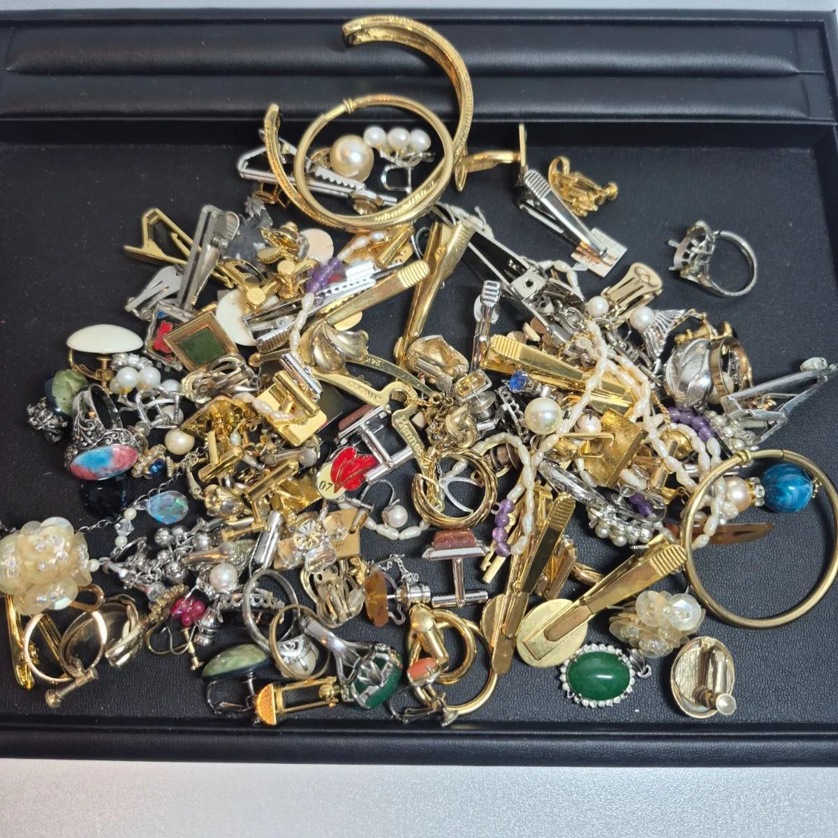 遺品整理 生前整理 イヤリング 指輪 ネクタイピン まとめ売り - メルカリ