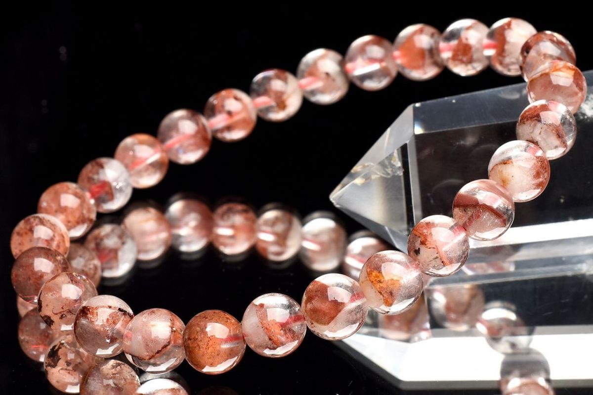 1点物】縁起のいい赤富士 レッドファントムクォーツ 7.5mm