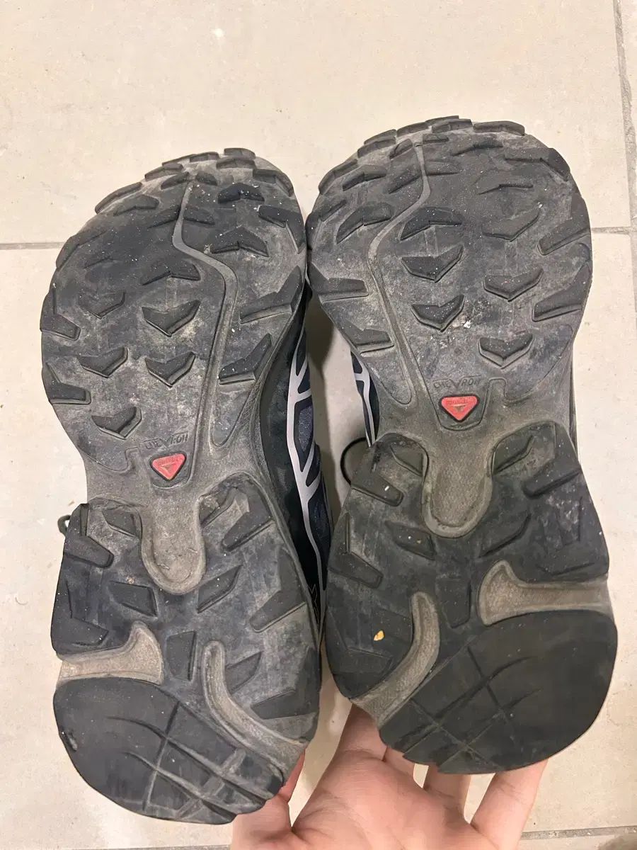  SALOMON サロモン xt-6 ゴアテックス ブラック エボニー 250 登山靴 トレッキングシューズ アウトドアシューズ