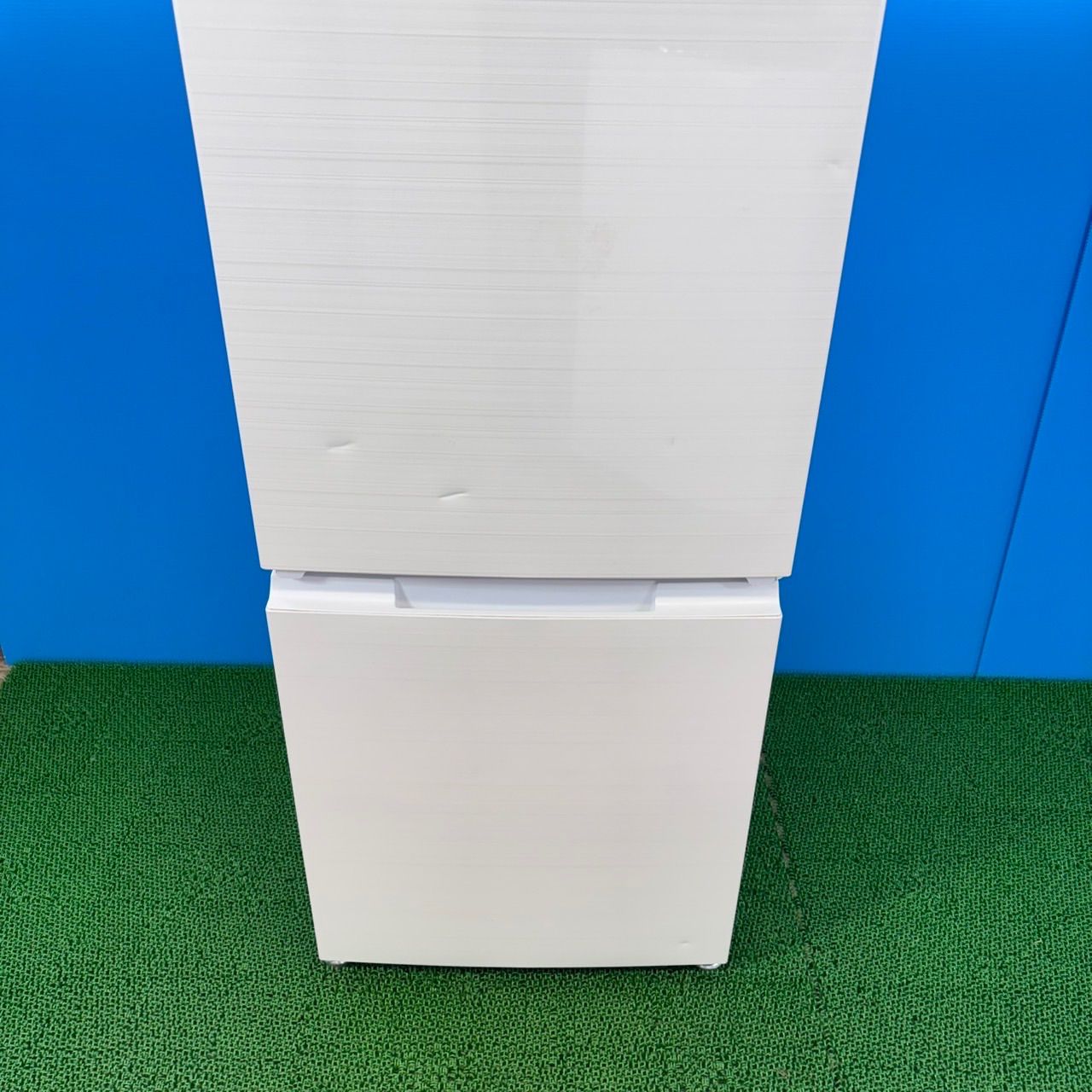 737 SHARP 付け替えどっちもドア 冷蔵庫 152L 100L強 小型 一人暮らし