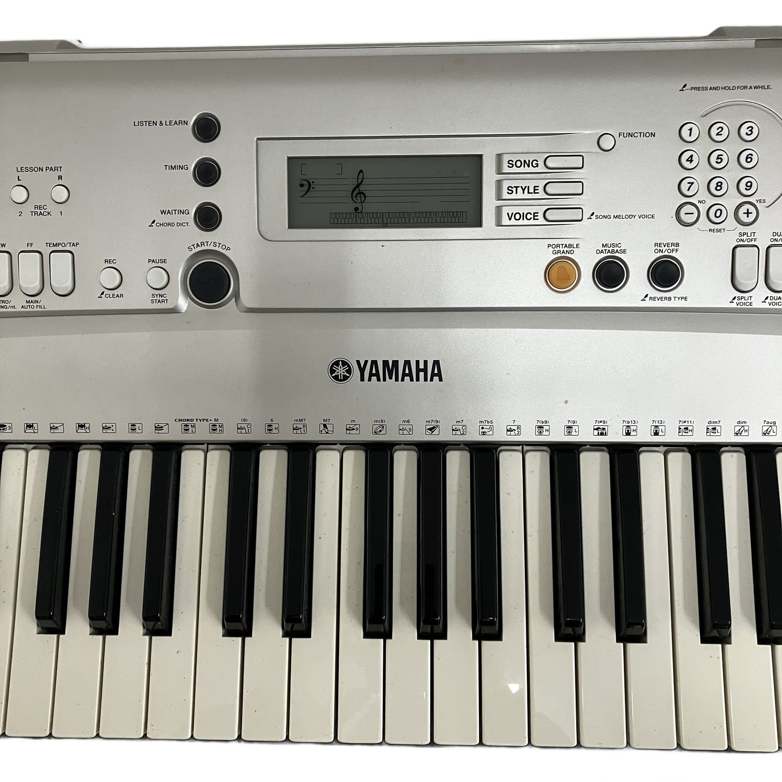 YAMAHA 電子キーボード　PSR-E313 中古品　電子ピアノ　ヤマハ YAMAHA ヤマハ 電子キーボード Portatone PSR-E313 鍵盤楽器 中古 訳