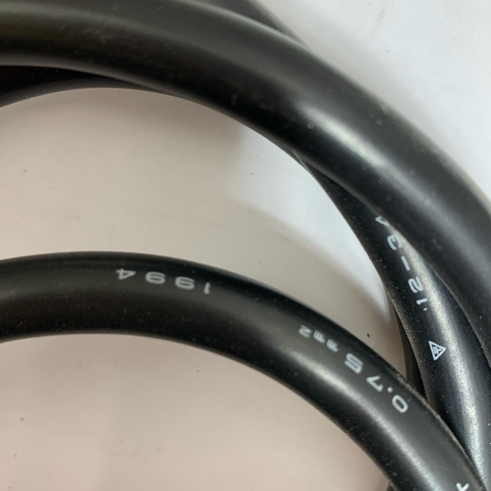 バッテリーチャージャー 通電のみ