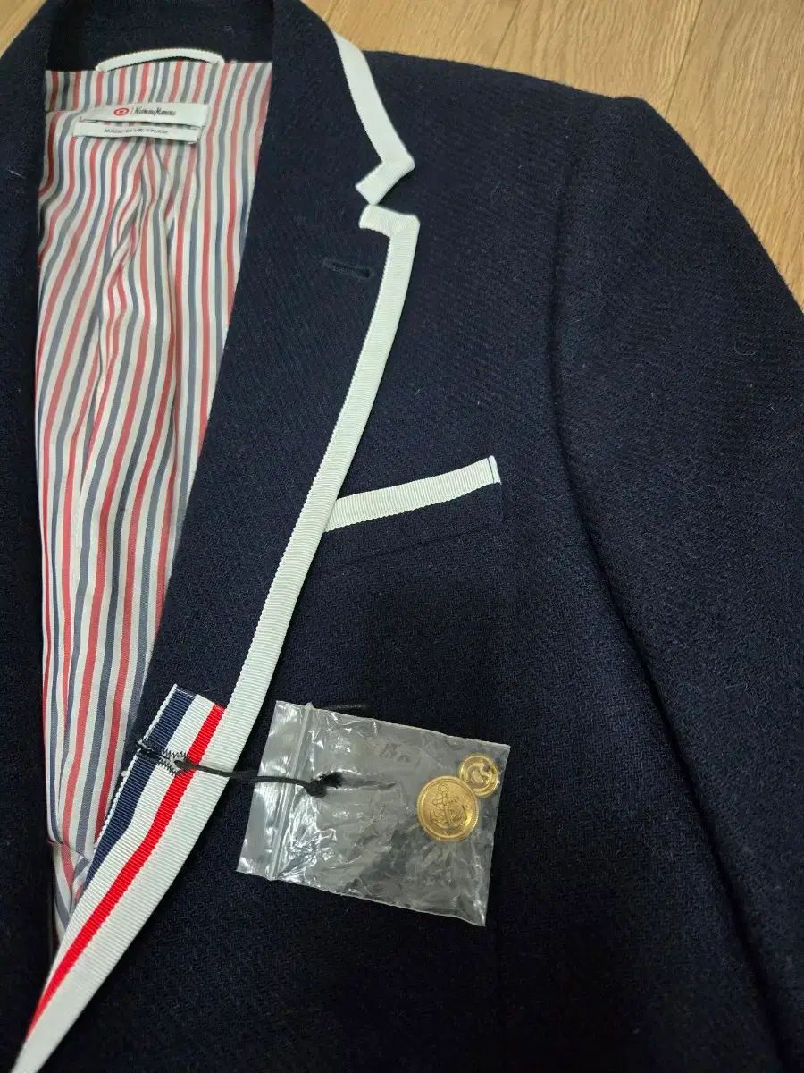 トム・ブラウン正規品 ニール・マーカス別注 ブレーザー - メルカリ