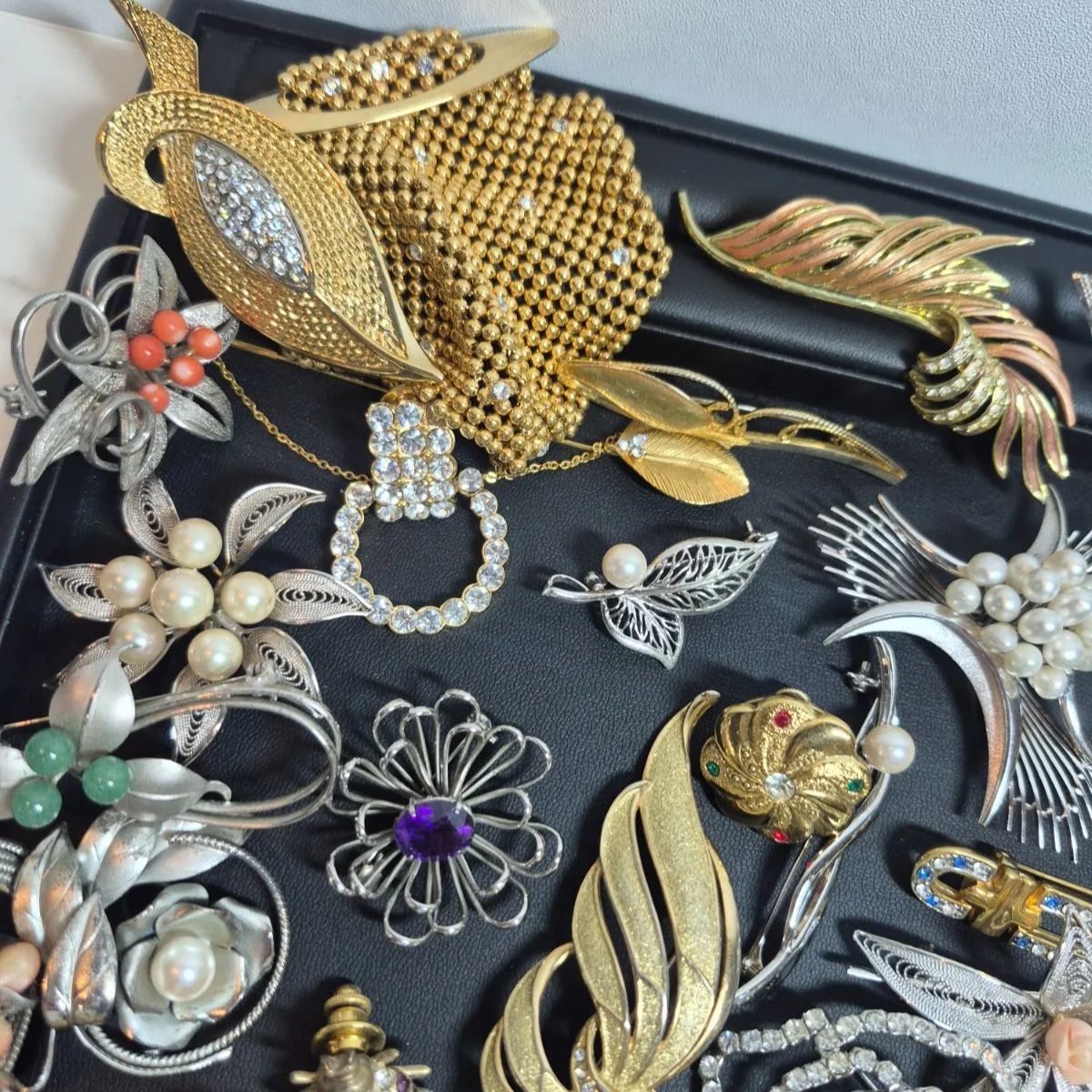 ヴィンテージ ブローチ まとめ売り - メルカリ