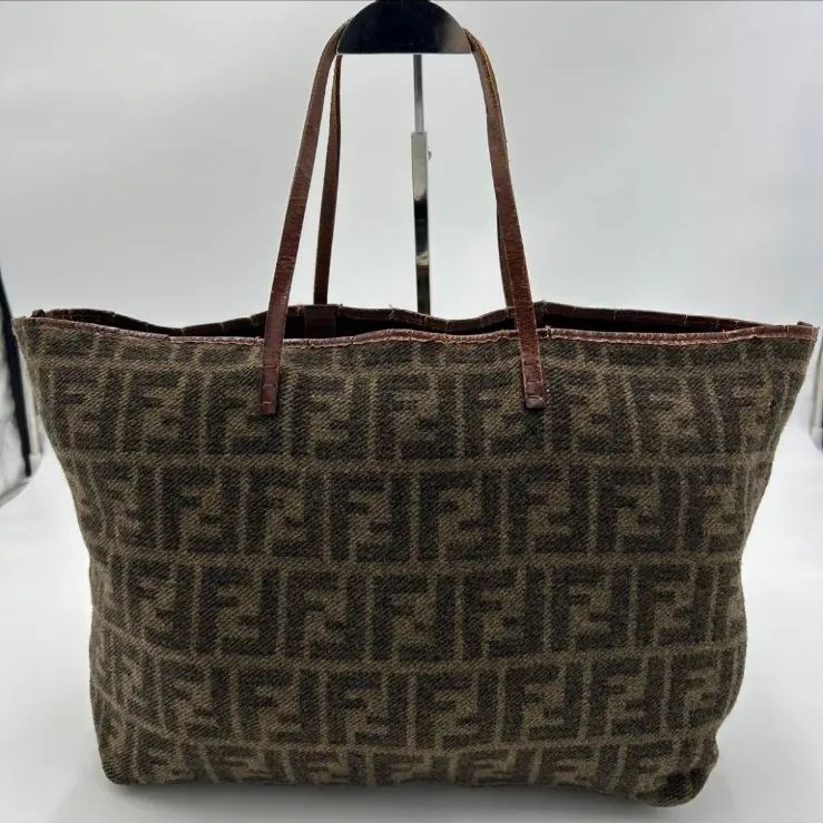 FENDI フェンディ トートバッグ ハンドバッグ ズッカ柄 ブラウン