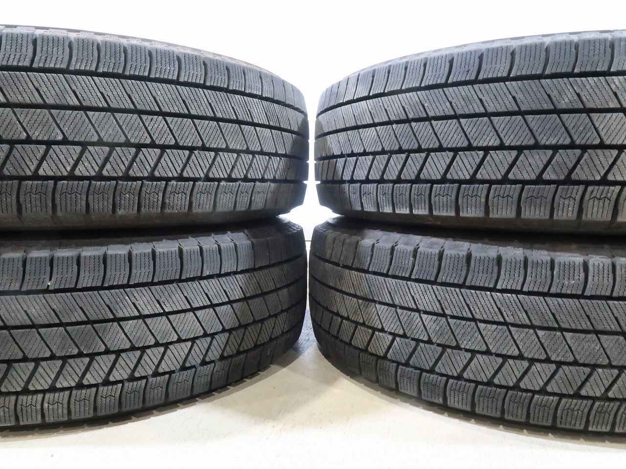 トヨタ ライズ ダイハツ ロッキー 等 4本 社外 16インチ 6J +42 4H