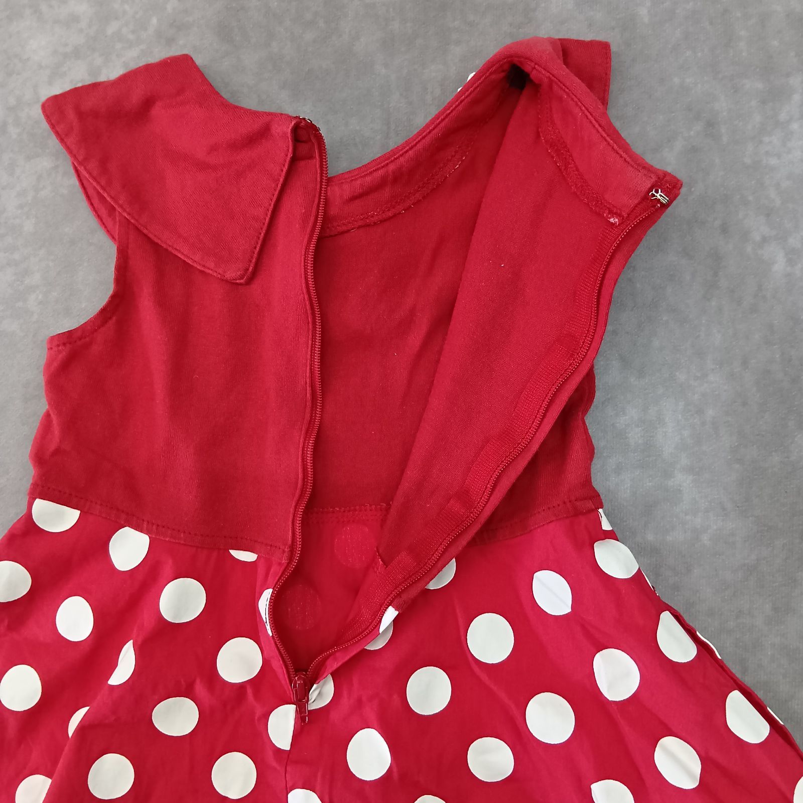 Shirley Temple シャーリーテンプル ワンピース 水玉模様 花ワッペン