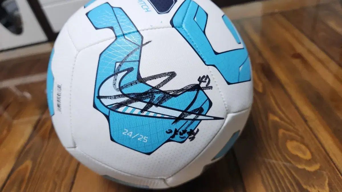 トッテナム ミニョク サインボール - メルカリ