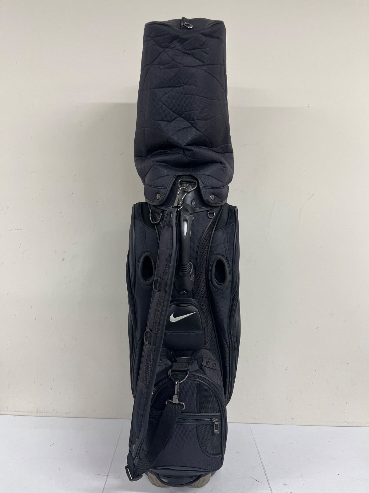 送料無料 NIKE