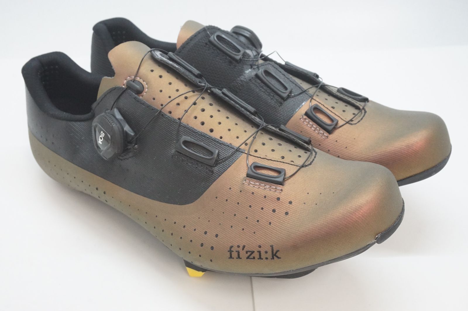 FIZIK 「フィジーク」 TEMPO OVERCURVE R4 IRIDESCENT 43(27.7cm