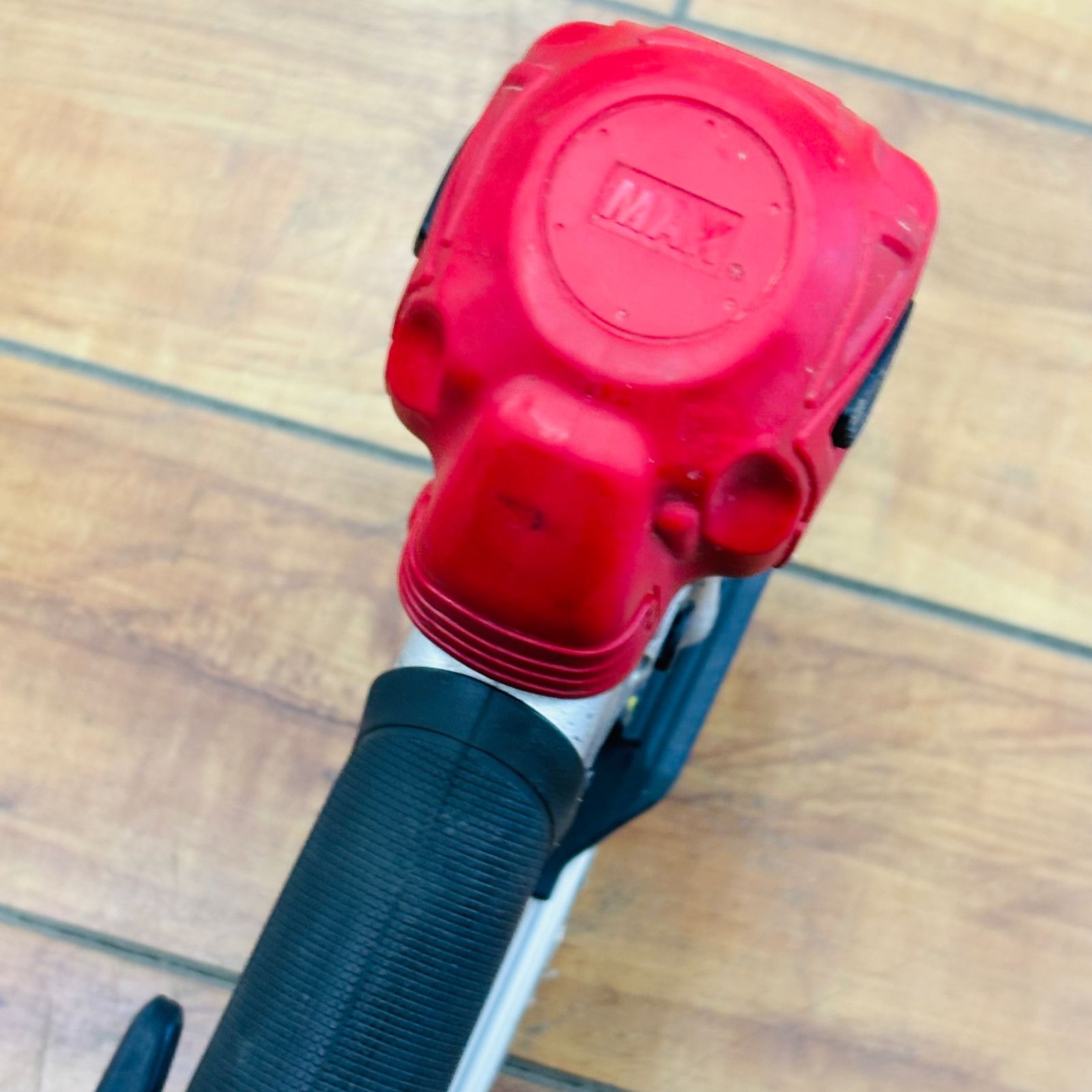  動作良好 マックス MAX 常圧 50 mm ピンネイラ TA-250 P 2 D 本体のみ 釘打機 エアーツール