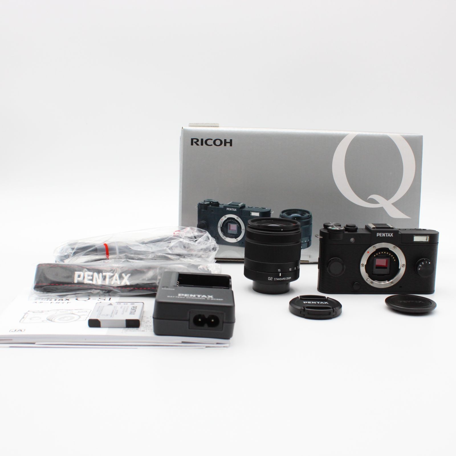 □ほぼ新品□ RICOH ミラーレス一眼 Q-S1 ズームレンズキット [標準