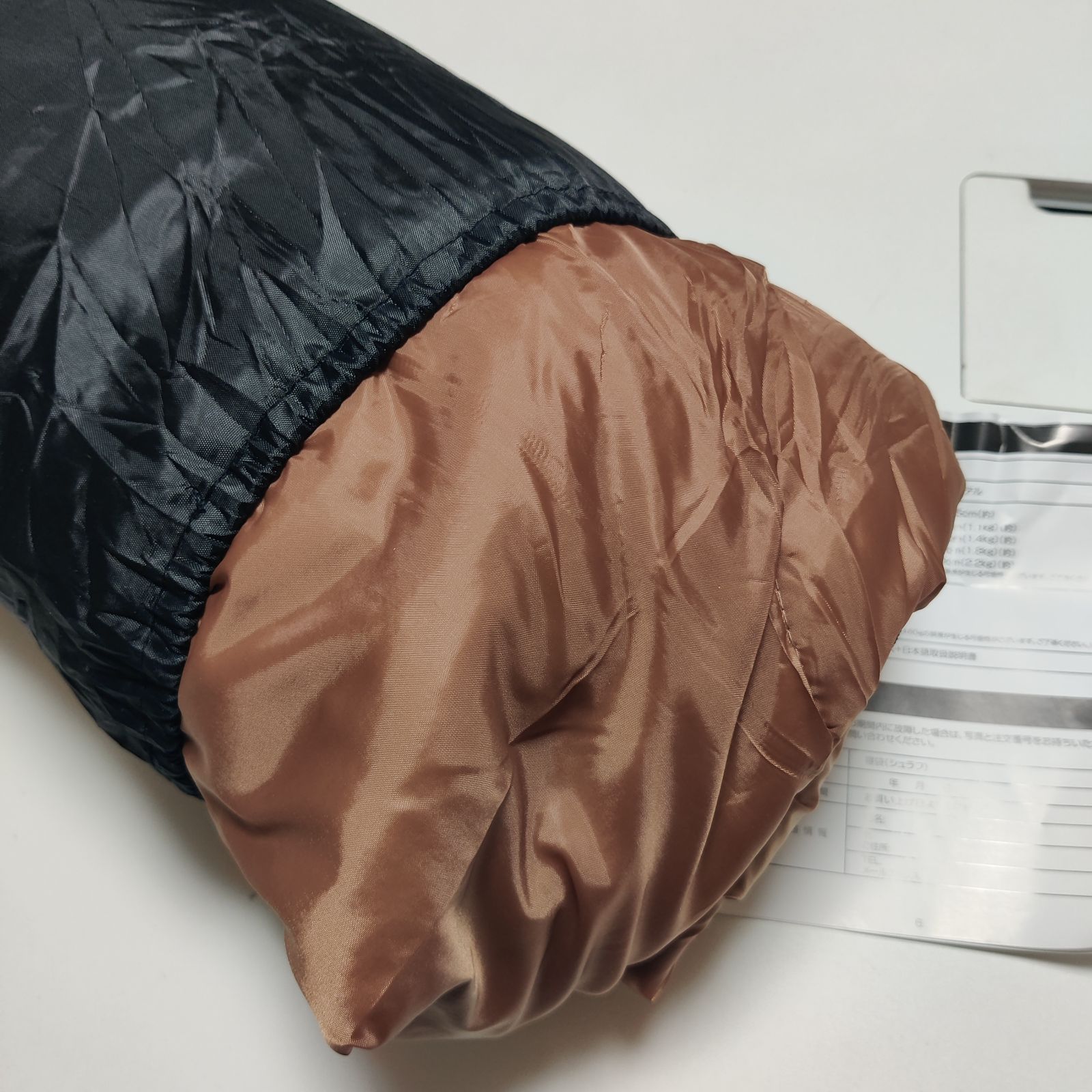 アウトドア寝具 【訳アリ】寝袋 冬用【手足伸ばし可能・230T防水】4in1 