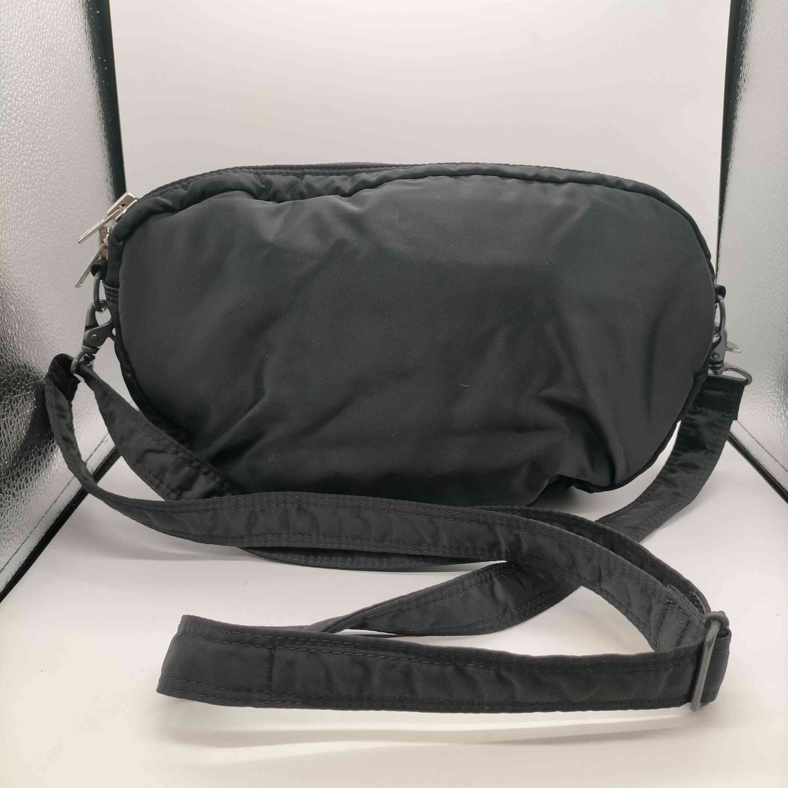 ポーター PORTER TANKER タンカー ハーフムーン 舟形 ナイロン