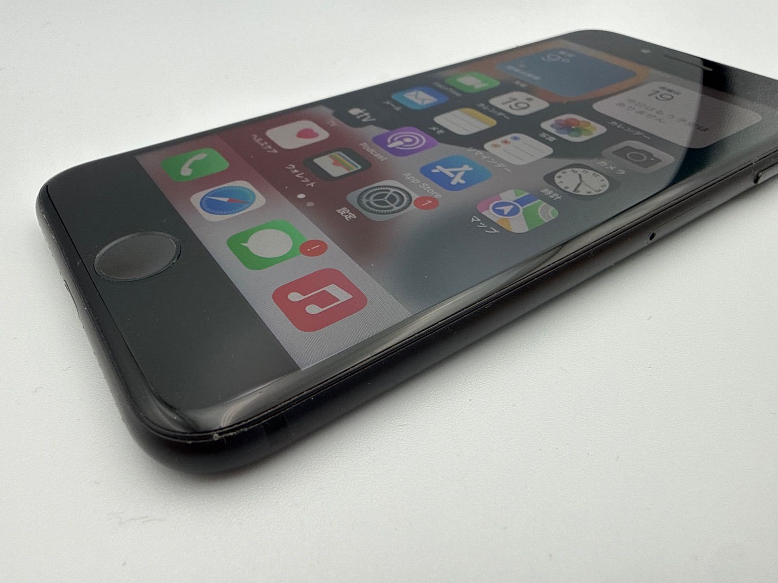 シムロック解除済み SIMフリー バッテリー容量85％ iPhone7 32GB