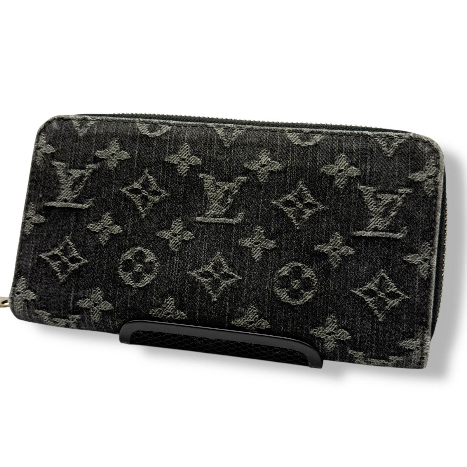 使用少・廃盤 ルイヴィトン 長財布 ジッピーウォレット モノグラム