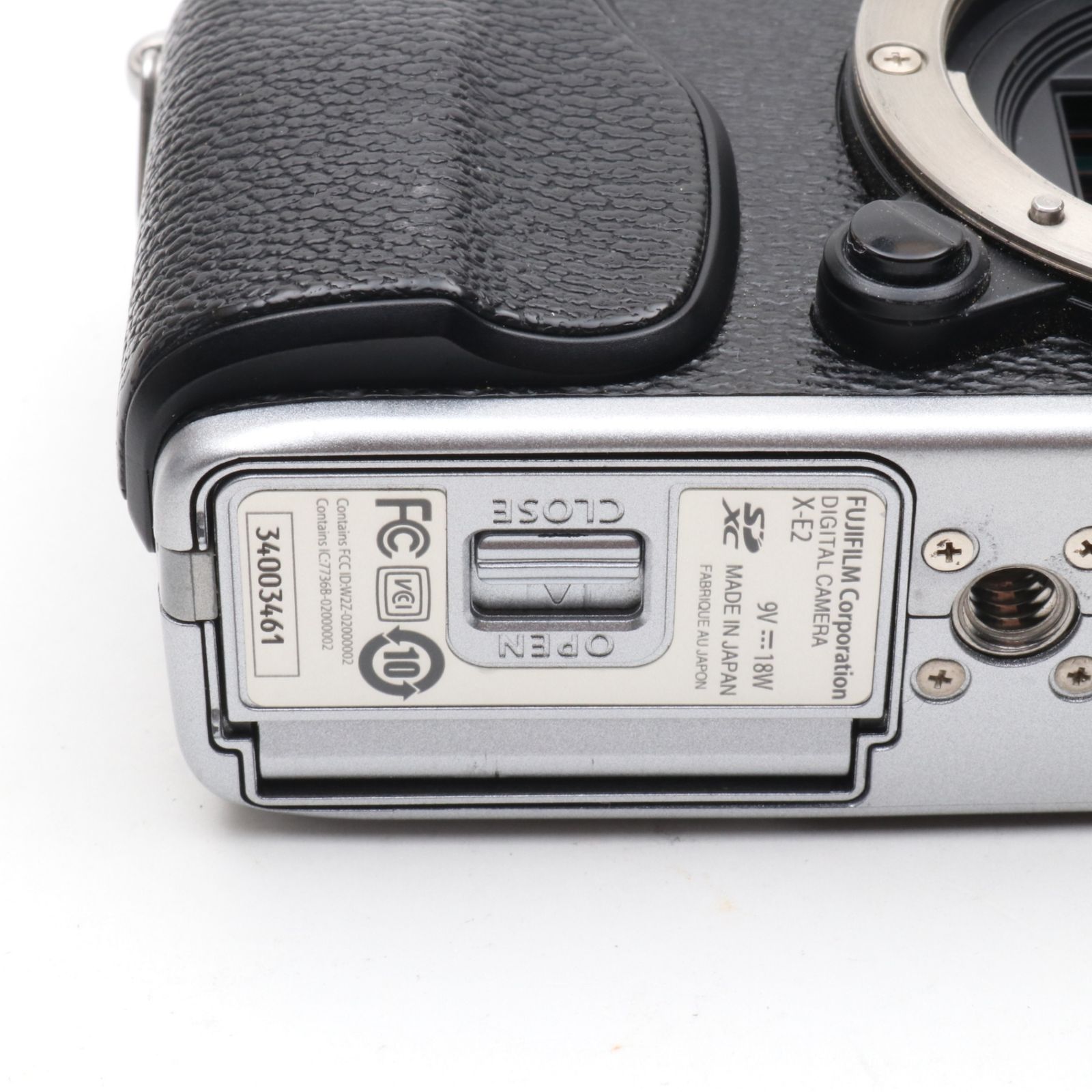FUJIFILM ミラーレス一眼 X-E2 ボディ シルバー F FX-X-X-E2シルバー