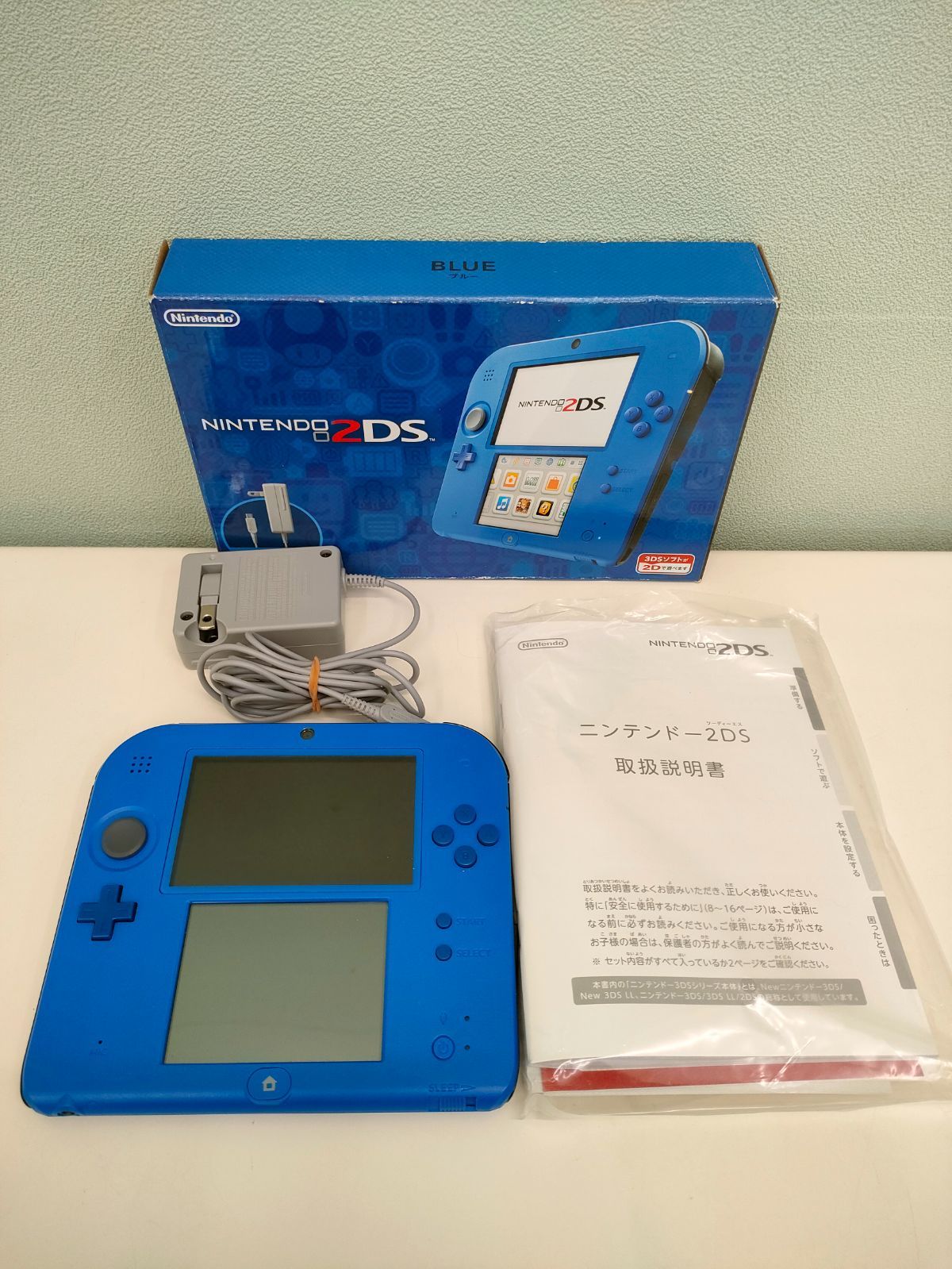 NINTENDO 2DS 青色 - メルカリ