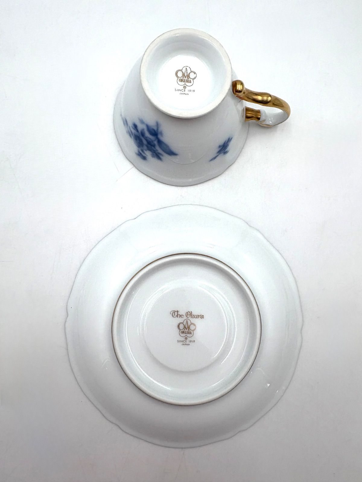 未使用保管品 大倉陶園 The Okura 皇室御用達 瑠璃 岡染め 金彩 ブルー