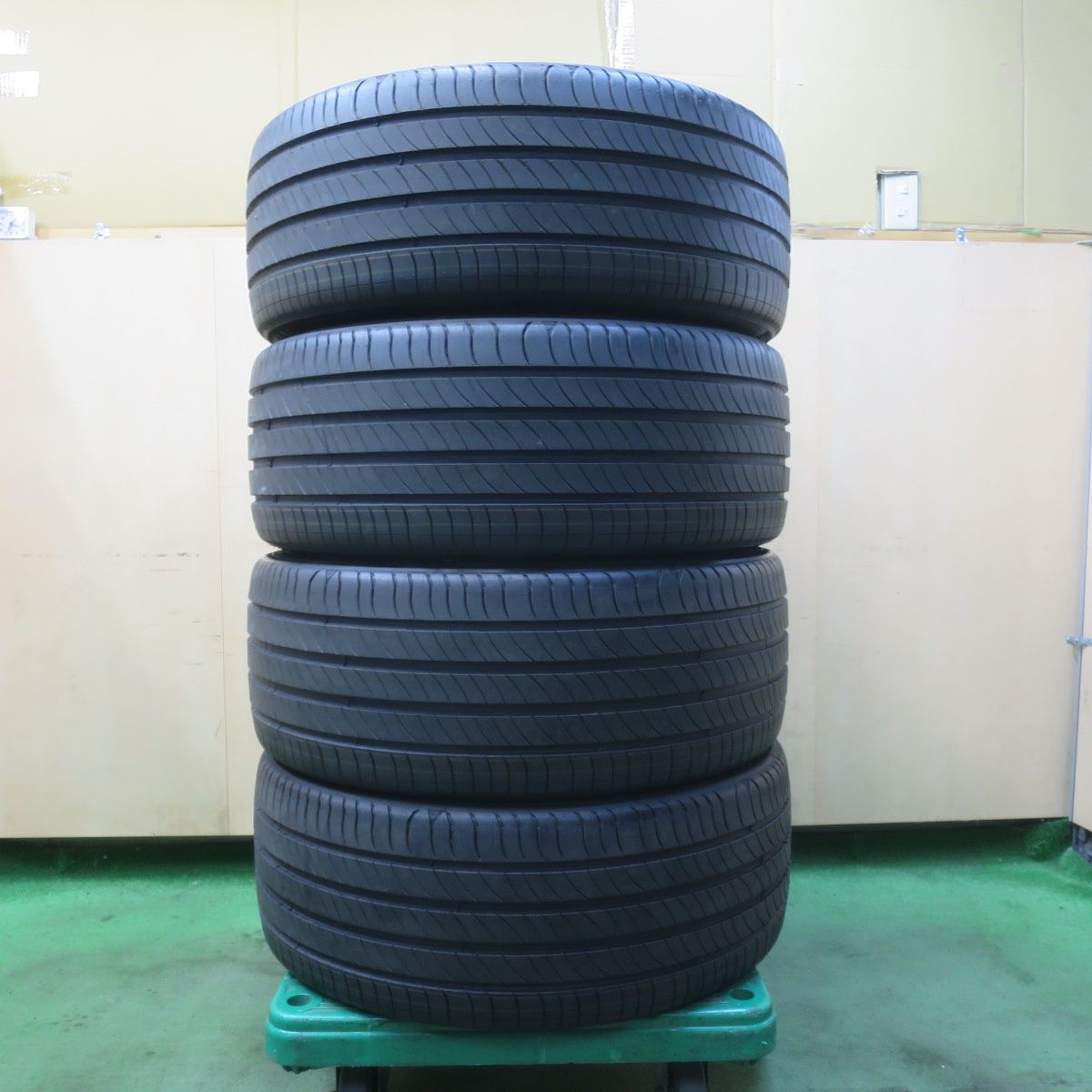 新車外し！25年☆235/45R21 ミシュラン e・PRIMACY eプライマシー 