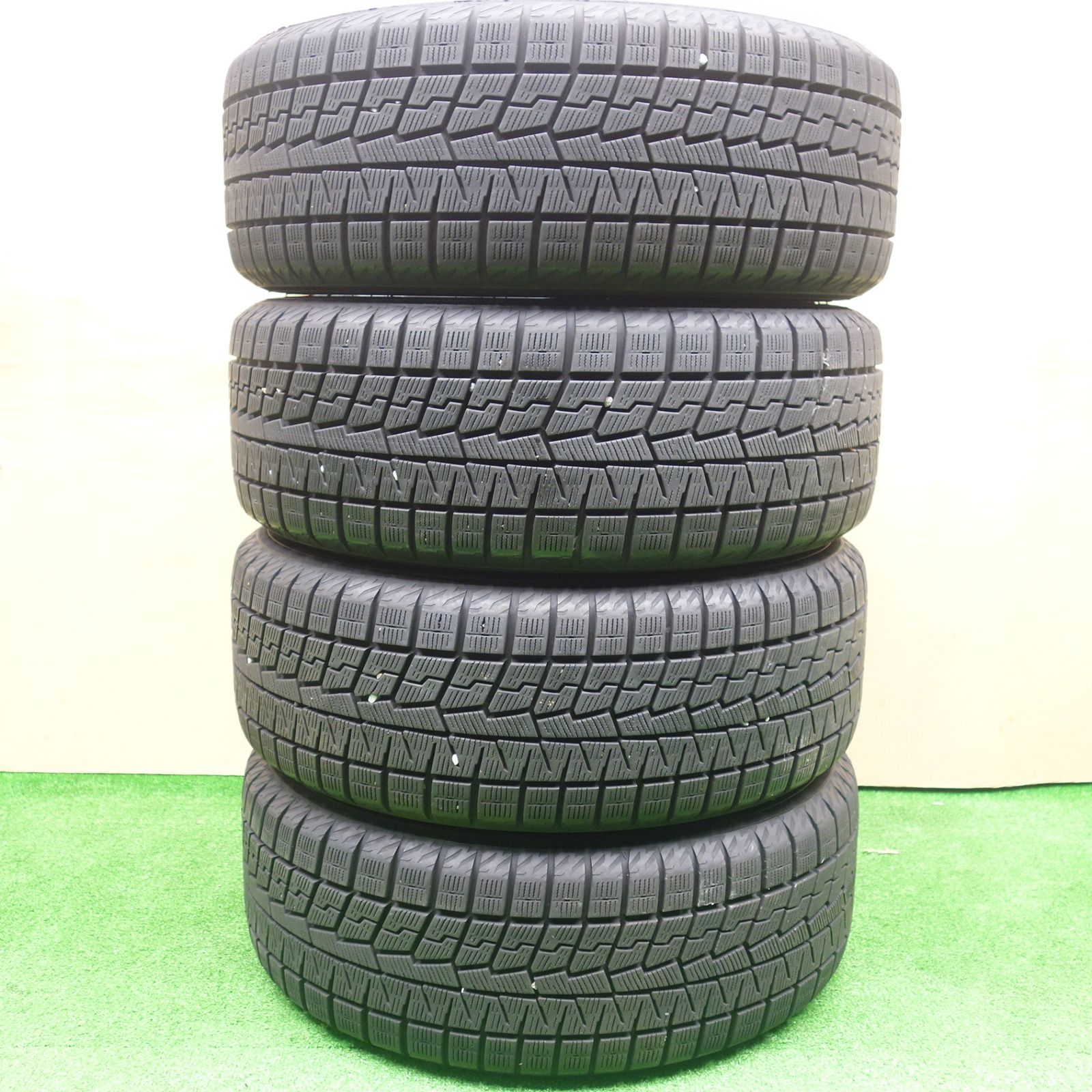 バリ溝！22年！9.5分☆アバルト 595 等 THREEHUNDRED CF-01 195/45R16 