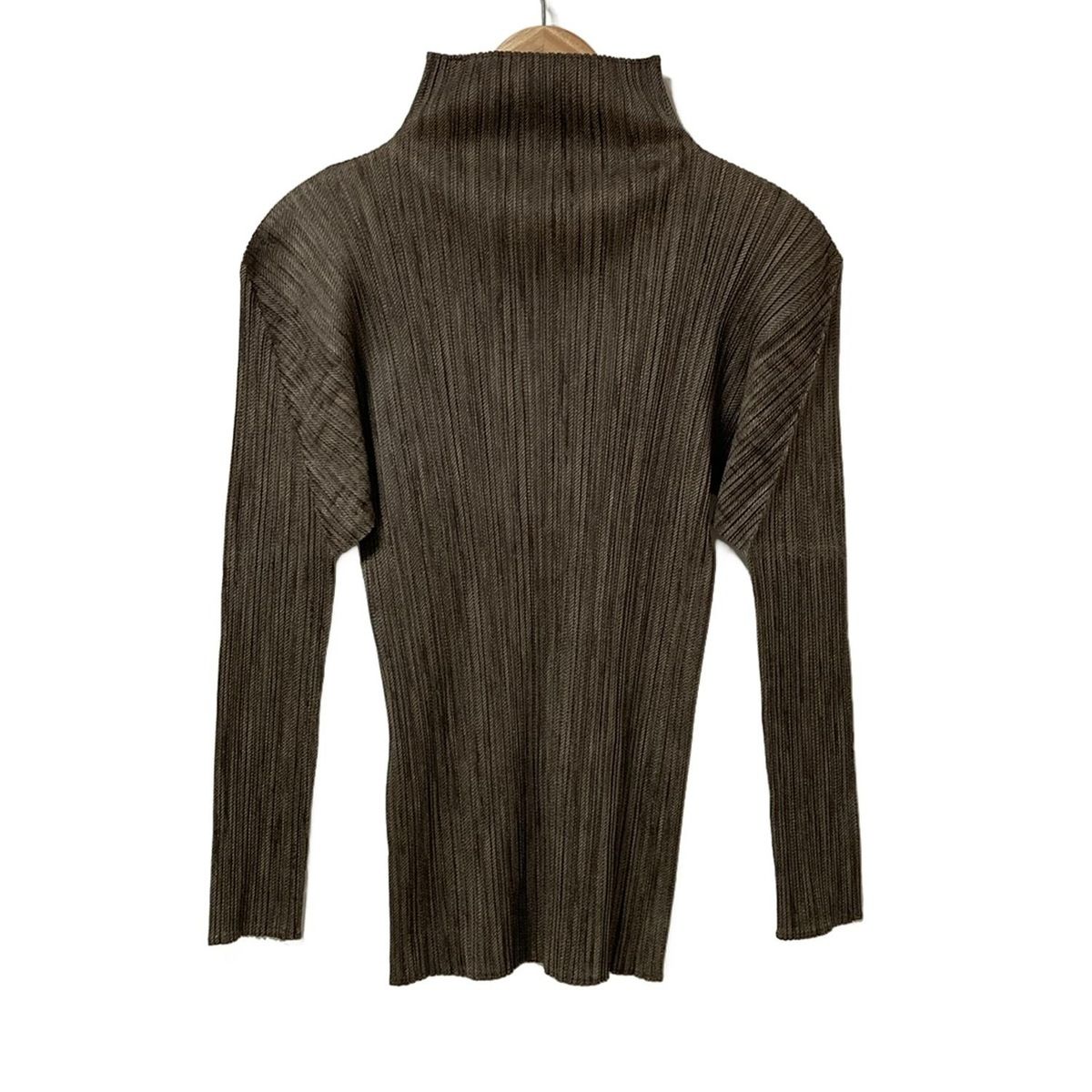 PLEATS PLEASE(プリーツプリーズ) 長袖カットソー サイズ3 L