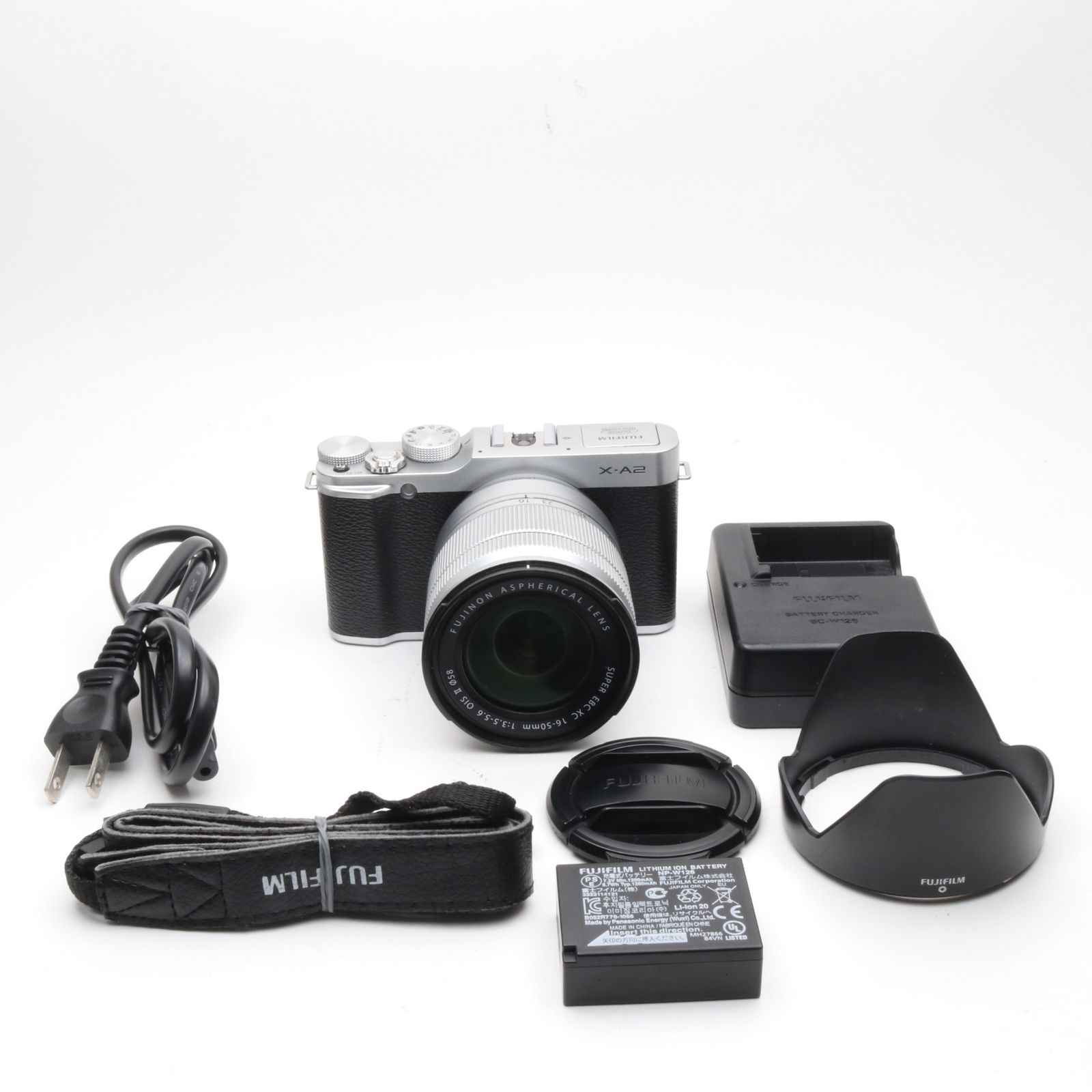 FUJIFILM ミラーレス一眼 X-A2 レンズキット シルバー X-A2S1650II