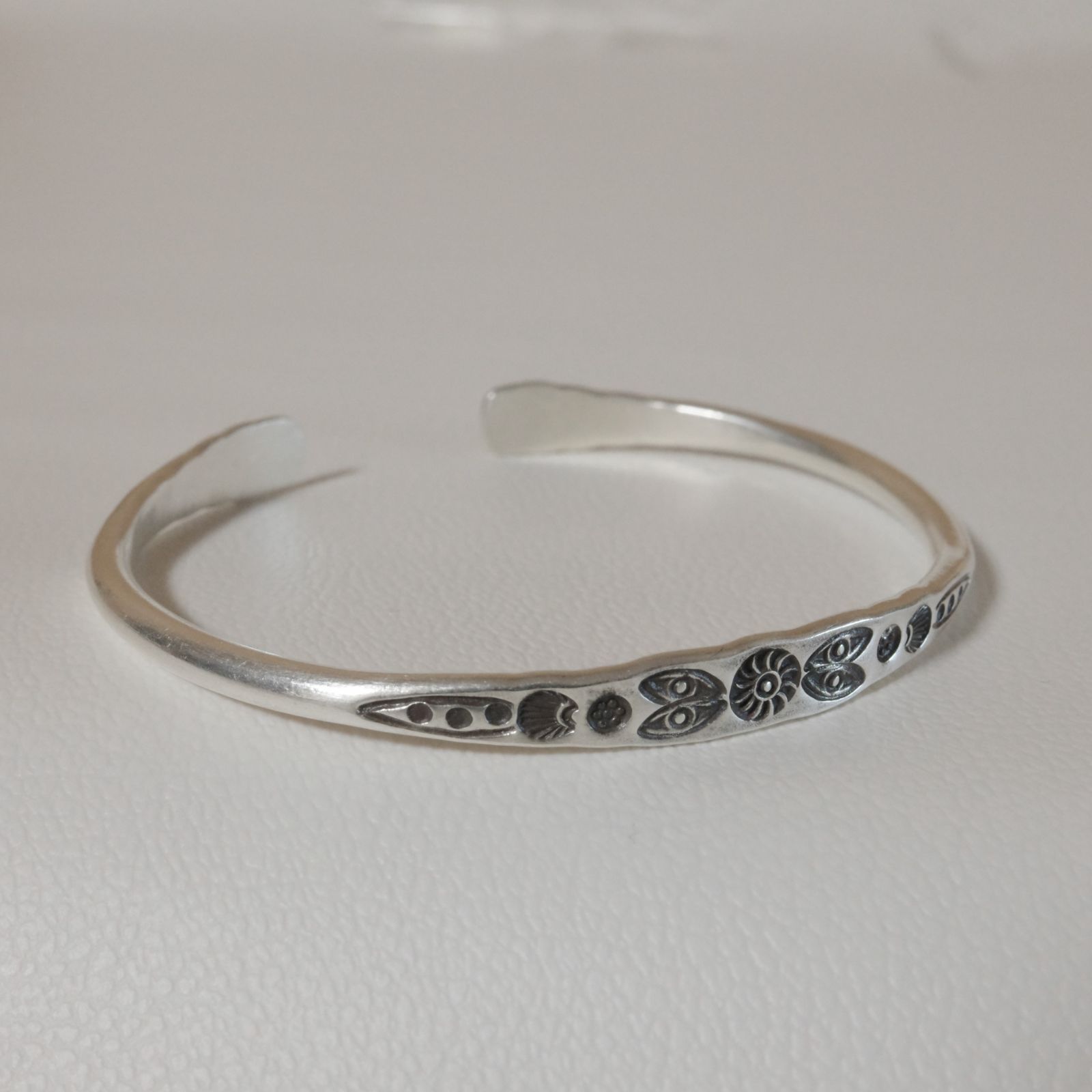 カレンシルバーバングル ユニセックス KAREN SILVER BANGLE UNISEX