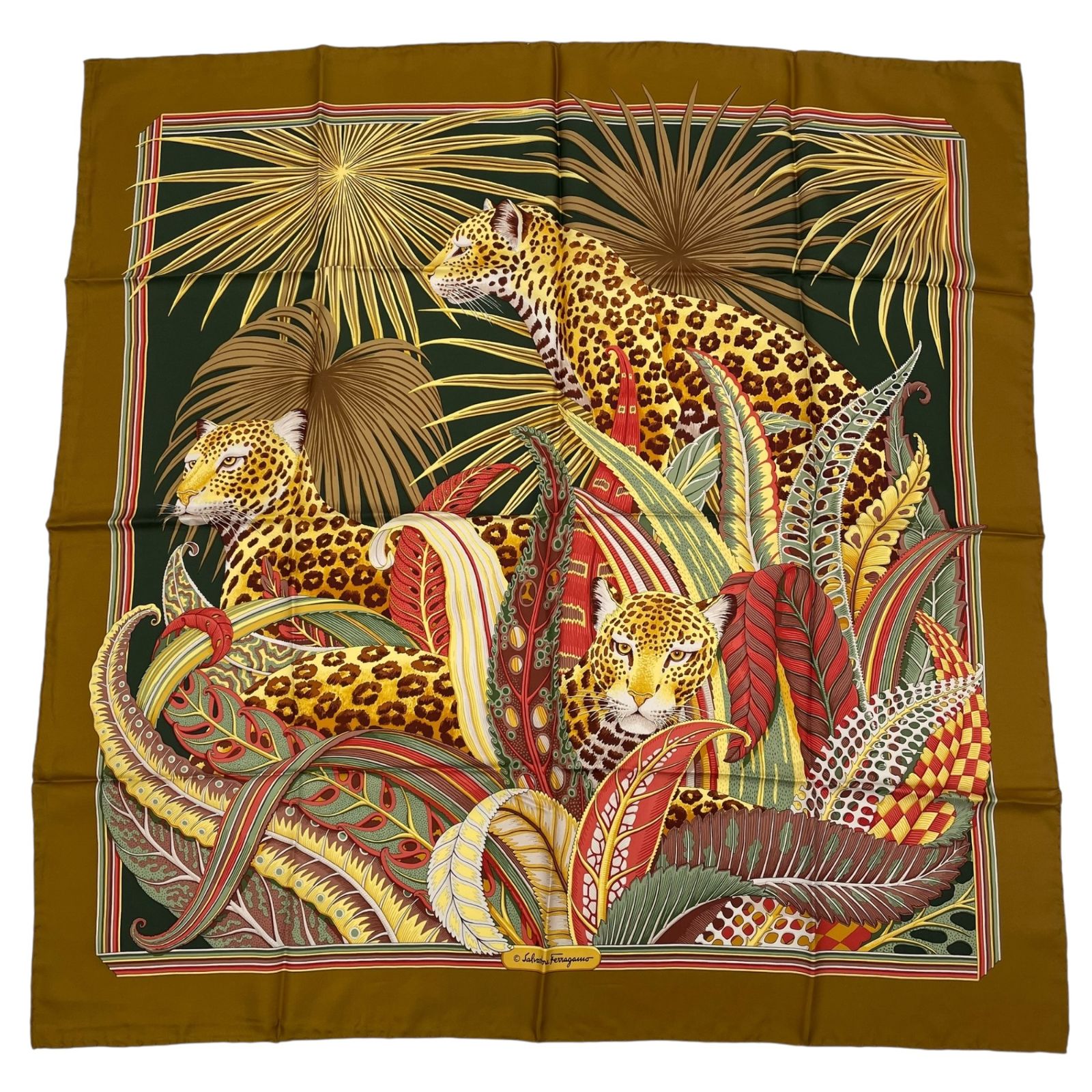 新品同様 Salvatore Ferragamo サルヴァトーレ フェラガモ スカーフ