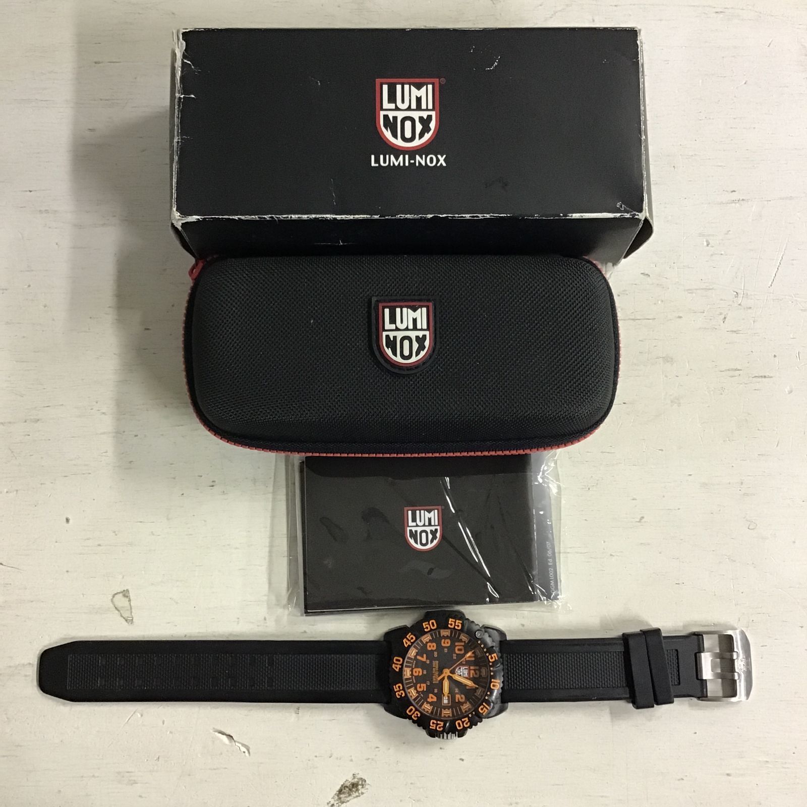 八戸81-1-20260128] LUMI-NOX ルミノックス 腕時計 オレンジ ブラック