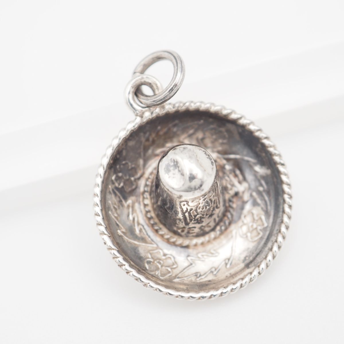 M837 ヴィンテージ ペンダント トップ メキシカンハット ソンブレロ