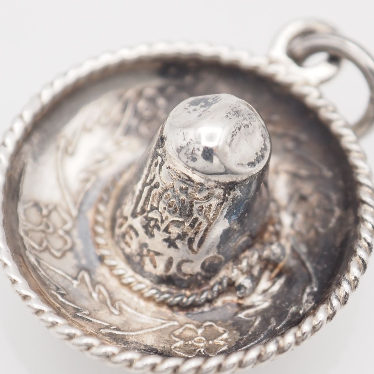 M837 ヴィンテージ ペンダント トップ メキシカンハット ソンブレロ