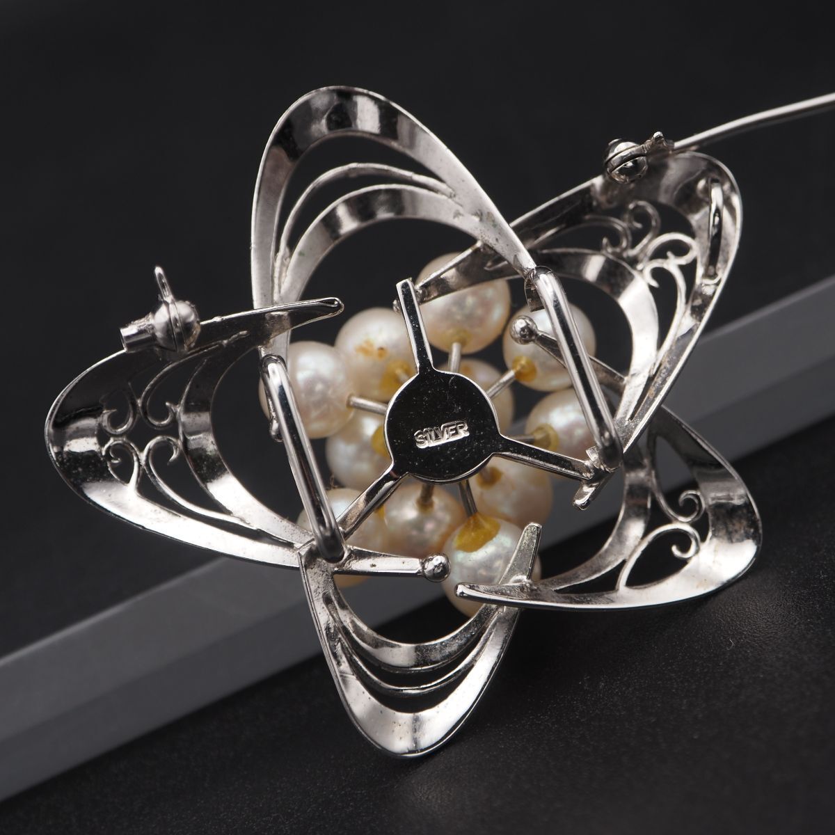 M979 本真珠 6.4mm11珠 パール SILVER刻印 2way ブローチ 帯留め