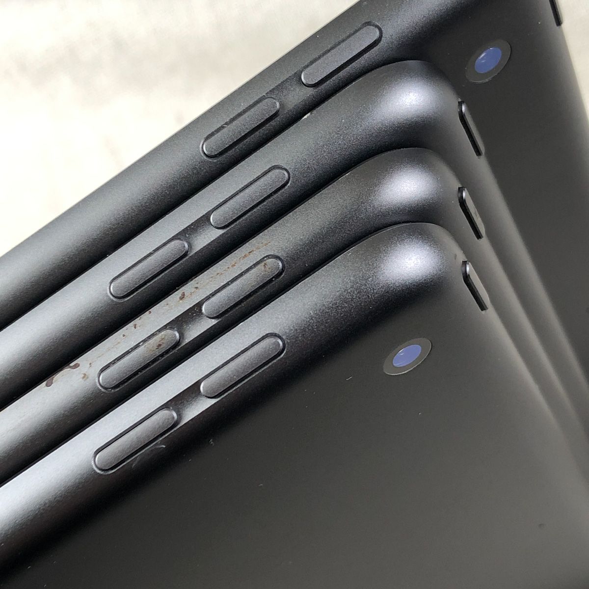 ◇ジャンク品・本体のみ◇【4点セット】Apple iPad 第9世代 Wi-Fi 64GB