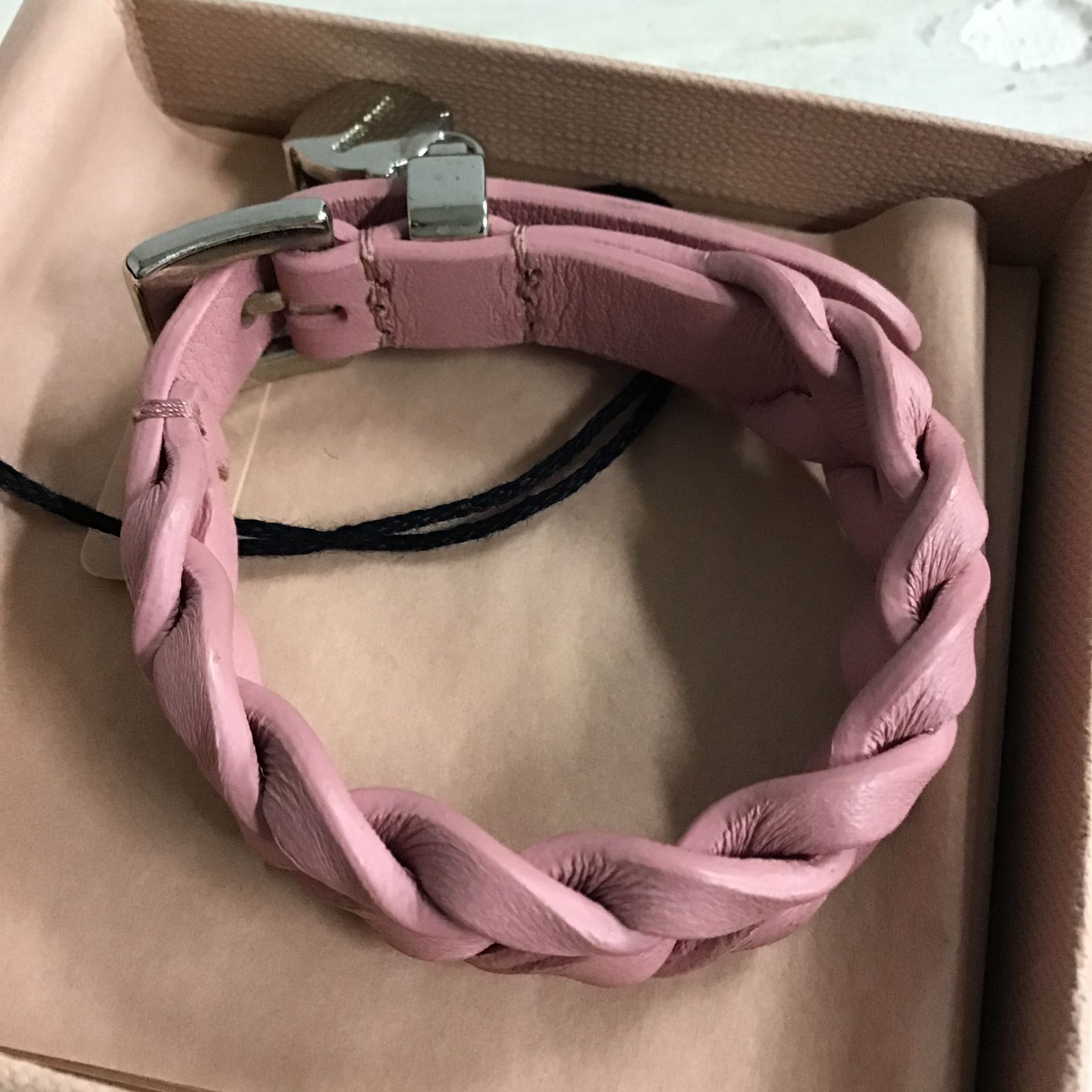 八戸85-2-20260122】MIUMIU ミュウミュウ レザーブレスレット ピンク