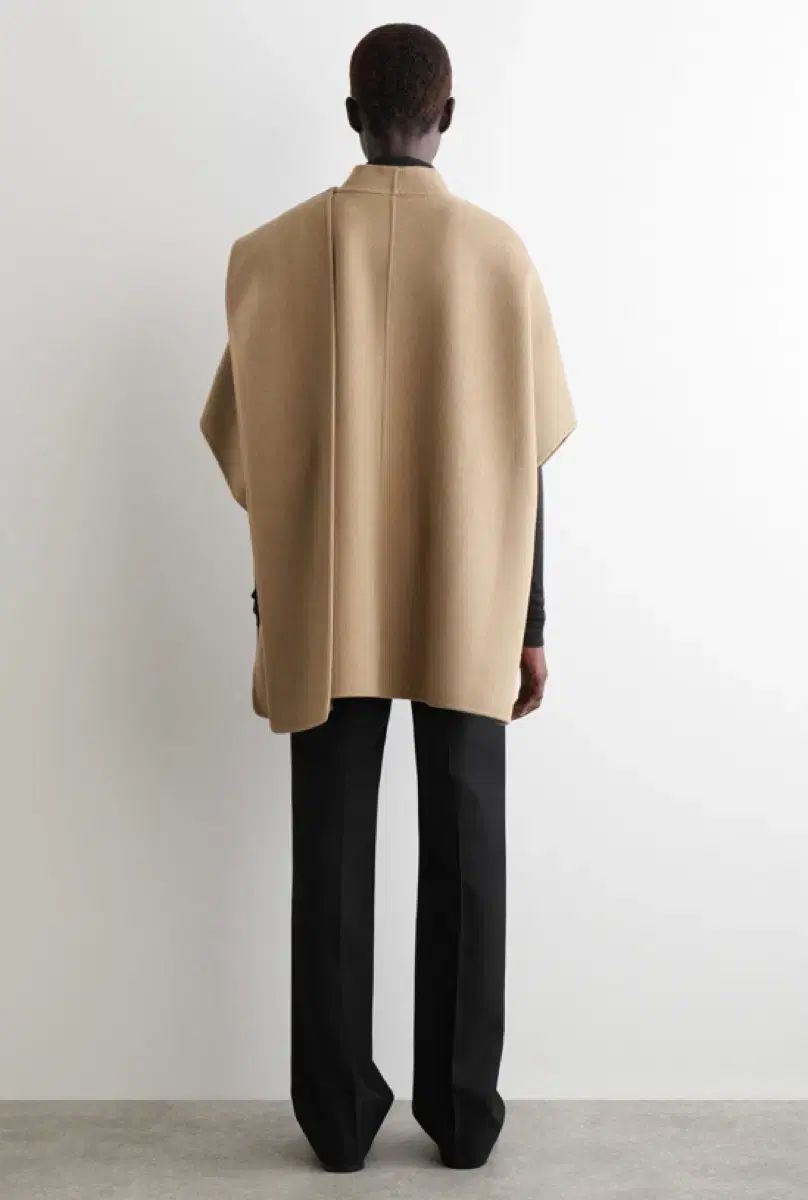 コスCOS スカーフ ケープ ウールブレンド コート ジャケット キャメル