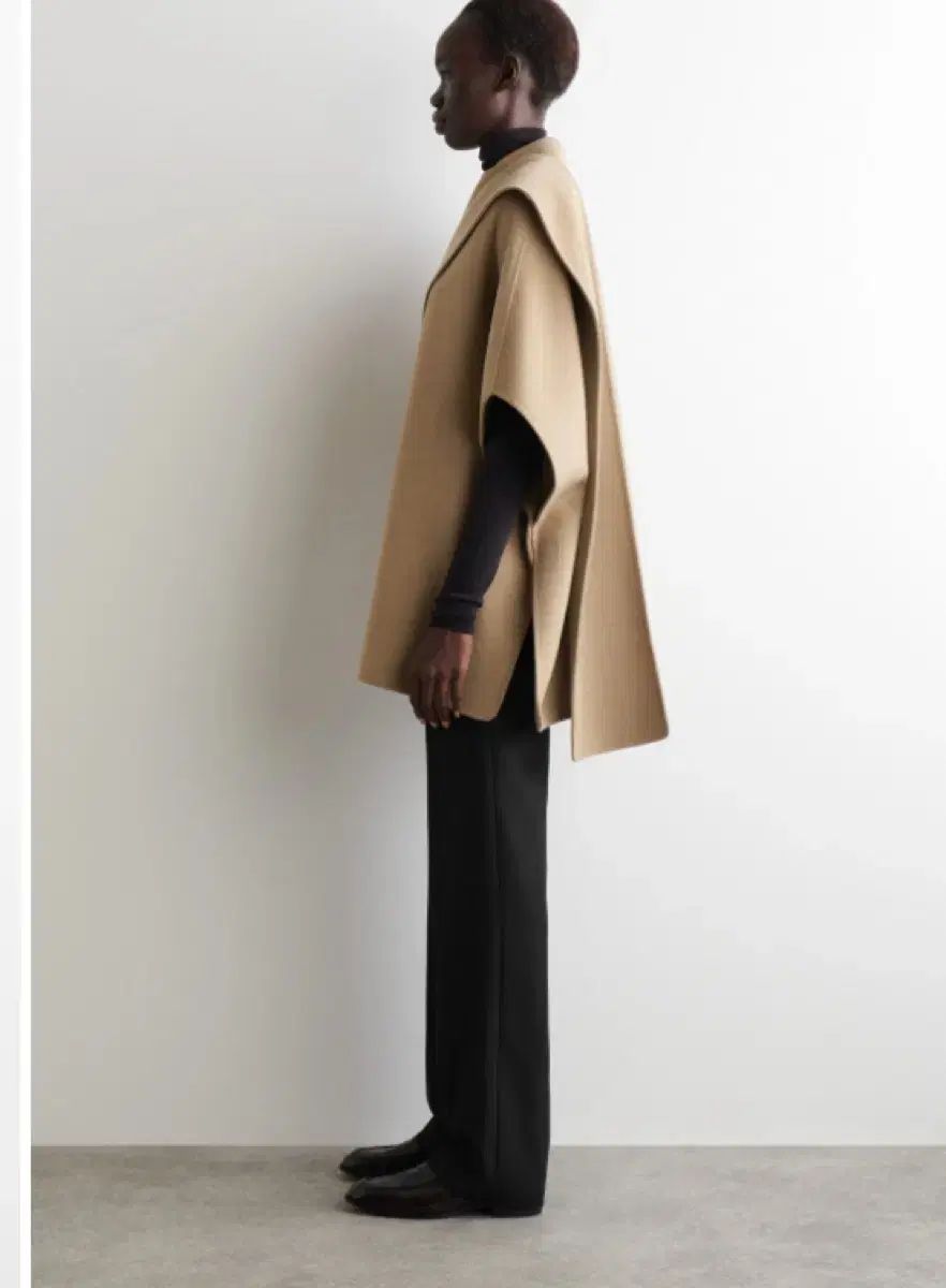 コスCOS スカーフ ケープ ウールブレンド コート ジャケット キャメル