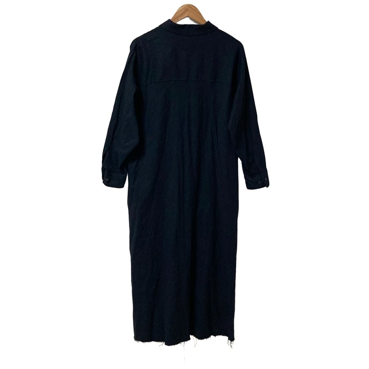 ASTRAET（アストラット）クルーネック マキシワンピース　BLACK ASTRAET(アストラット) ワンピース レディース - 黒 長袖/ロング