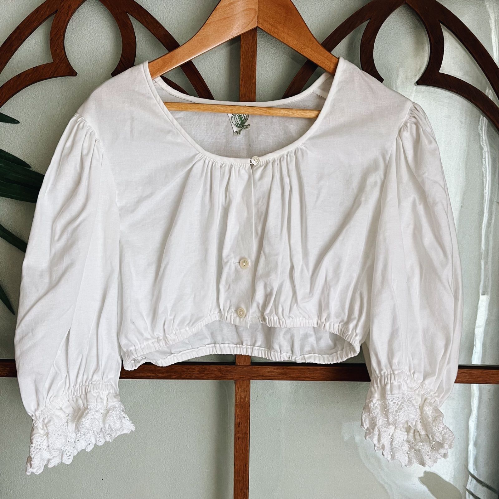 ヴィンテージ チロル レース パフスリーブ ショートブラウス（m537